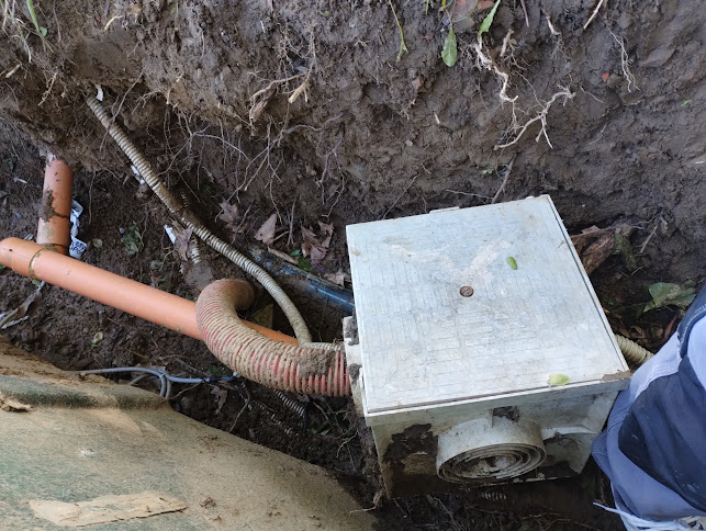 Candiloro Marco Impianti Elettrici Vercelli — Foto 11